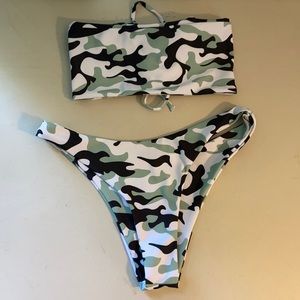 Woman’s bikini size small